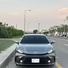 كامري LE بنزين 2025 تيتانيوم