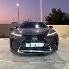 لكزس يو اكس للبيع موديل 2023 بحالة الوكالة