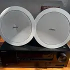 سماعات بوز عدد 2 اصلية لون ابيض مع جهاز تشغيل نوع ONKYO