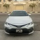 كامري 2023 GLE ابيض لؤلؤي نضيف وشرط