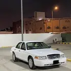 فورد كروان فكتوريا 2010 نضيف