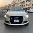 اودي q7مويل 2009