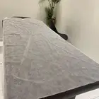 سرير مساج وسرير مكياج وطاوله منيكير