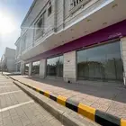 معارض تجاريه مميزة على ممشى الهجره مباشرة بمساحة (280م)