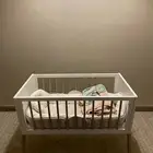سرير من ماركة مامز اند بابز