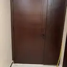 مطبخ جاهز للبيع   باب خشب بحالة ممتازة