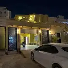 للايجار دور ارضي بحي الرمال 4 غرف نظيف جدا