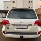 جيب لاند كروزر موديل 2015