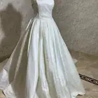 6 فساتين أعراس جديدة للبيع