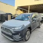 تويوتا راف فور 2025 فل كامل XLE سعودي جديد اللون رمادي