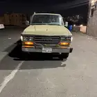 للبيع صالون لاندكروزر
