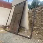بوابه حديد كبيرة تبارك الرحمن ونظيفة