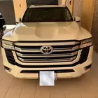 جيب لاندكروزر GXR L4 موديل 2024 سعودي ابيض