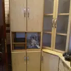غرفة نوم مطبخ كنب مكيف ثلاجه فريزر