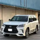 لكزسLX570 الممشى125 الف الموديل2020