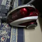 مكنسة كهربائية ماركة كاندى