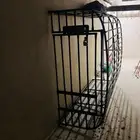صندوق حديدي مع طربال مستخدم نظيف للبيع خميس مشيط حق ايسوزو