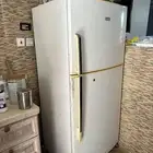 للبيع ثلاجه وفرن واثاث استراحه