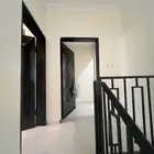 للايجار دور علوي مع سطح