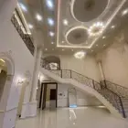فلا راقية للبيع بمسبح ومصعد ومطبخ راكب