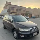 ميتسوبيشي سبيس واجون