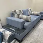 طقم كنب للبيع مع الستارة مع الطاولات