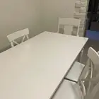 طاولة طعام