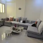 طقم كنب شاشة تلفزيون طاولات