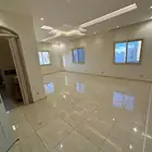 شقة 6 غرف بالنزهه مقابل العرب مول 38 الف