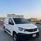 بيجو بارتنر 2023
