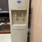 كولر ماء ماركة لونا كوري للبيع