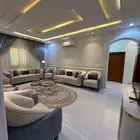 شقة فاخرة مؤثثة للإيجار (شبه دور) بحي المهدية