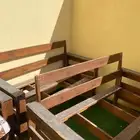 خمس كراسي حوش خشب بحاله جيده