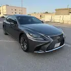 لكزس Ls500 بحالة ممتازه 2019