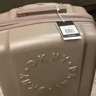 طقم حقائب السفر من ماركة دكني DKNY جديد