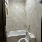 شقه تمليك دور ثاني حي البوادي 380 الف