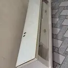 طاولة تلفزيون
