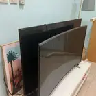 شاشة تلفزيون مكسورة للبيع كقطع غيار او غيرة