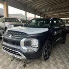 ميتسوبيشي اوتلاندر 2025 بريميوم فل كامل