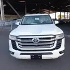 تويوتا لاندكروزر جي اكس ار GXR L2 ديزل اصفار 2024