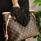 شنطة لويس فيتون