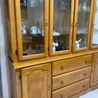 طاولة سفرة مع كراسي