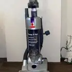 للبيع مكنسة هوفر للكنيس الجاف نظيفه وشبه جديده 2200 واط