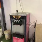 للبيع آلة آيس كريم احترافية   ثلاث فتحات