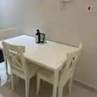 طاولة طعام