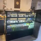 كوفي شوب واللعاب اسيتو وبلياردو وبلايستيشن للتقبيل او البيع