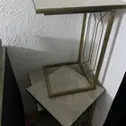 طاولة قهوة مع طاولات خدمه