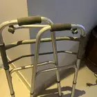 عكاز مشايه