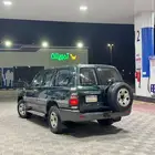 لاندكروزر جي اكس آر (6 V ) قير عادي