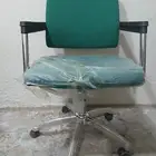 كراسي. اجتماعات. و محاسبين.